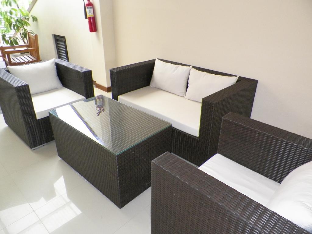 Aveon Express Hotel By Daphna International Yogyakarta Eksteriør bilde