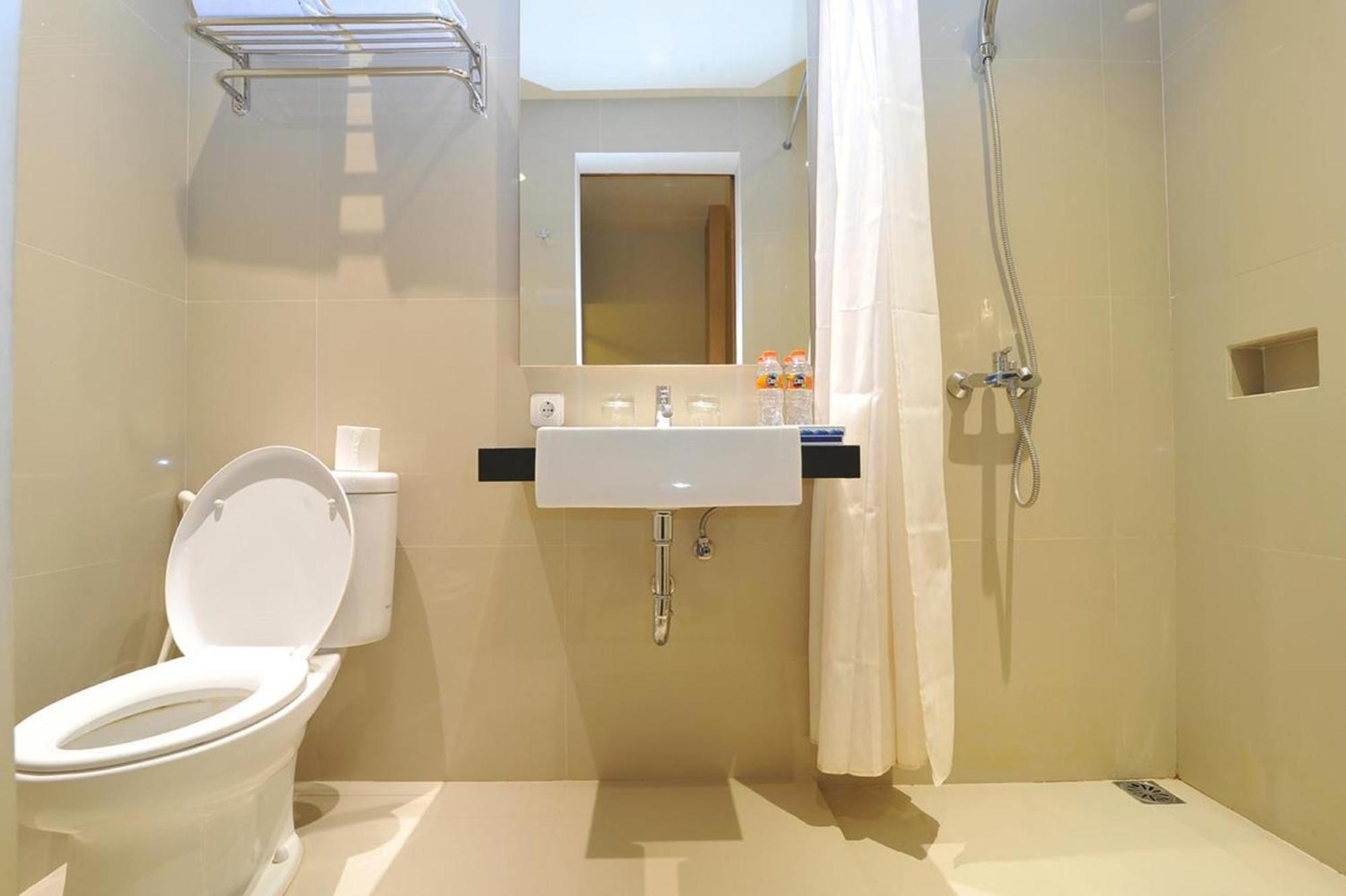 Aveon Express Hotel By Daphna International Yogyakarta Eksteriør bilde