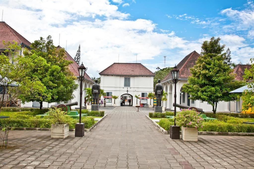 Aveon Express Hotel By Daphna International Yogyakarta Eksteriør bilde