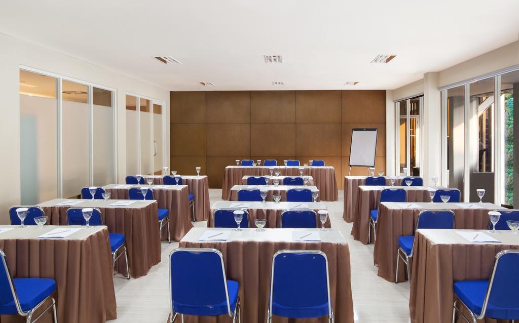 Aveon Express Hotel By Daphna International Yogyakarta Eksteriør bilde