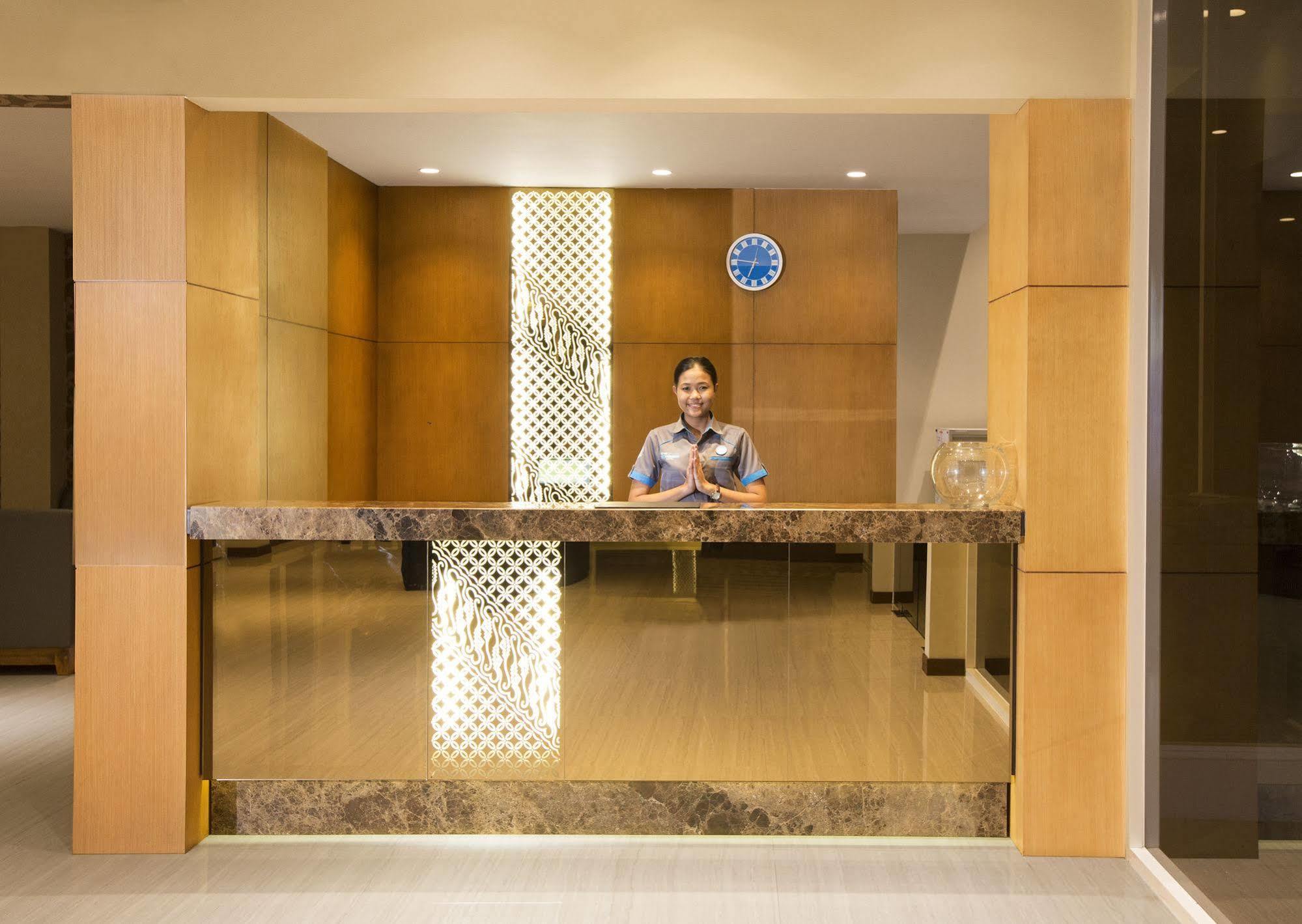 Aveon Express Hotel By Daphna International Yogyakarta Eksteriør bilde