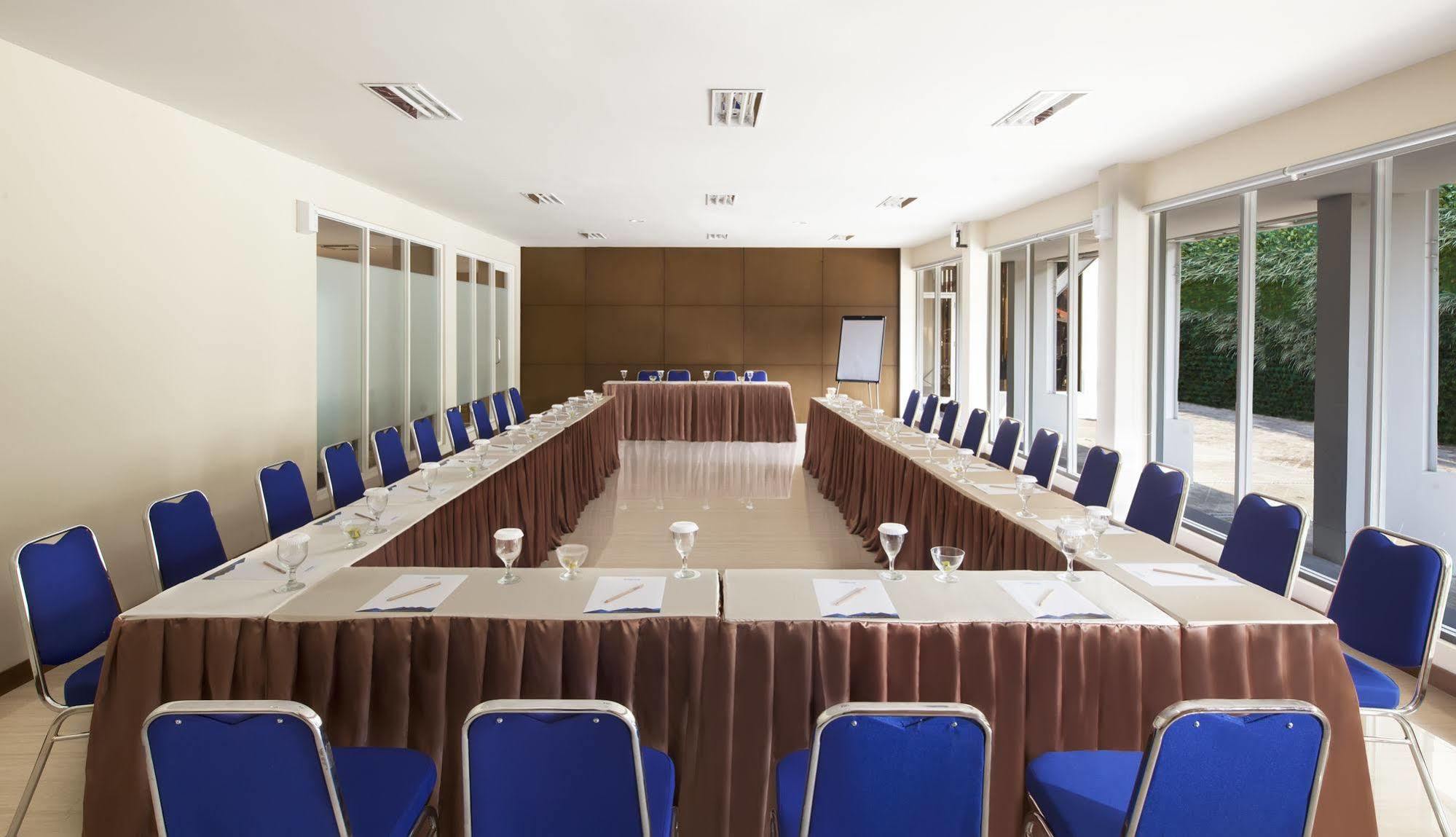 Aveon Express Hotel By Daphna International Yogyakarta Eksteriør bilde